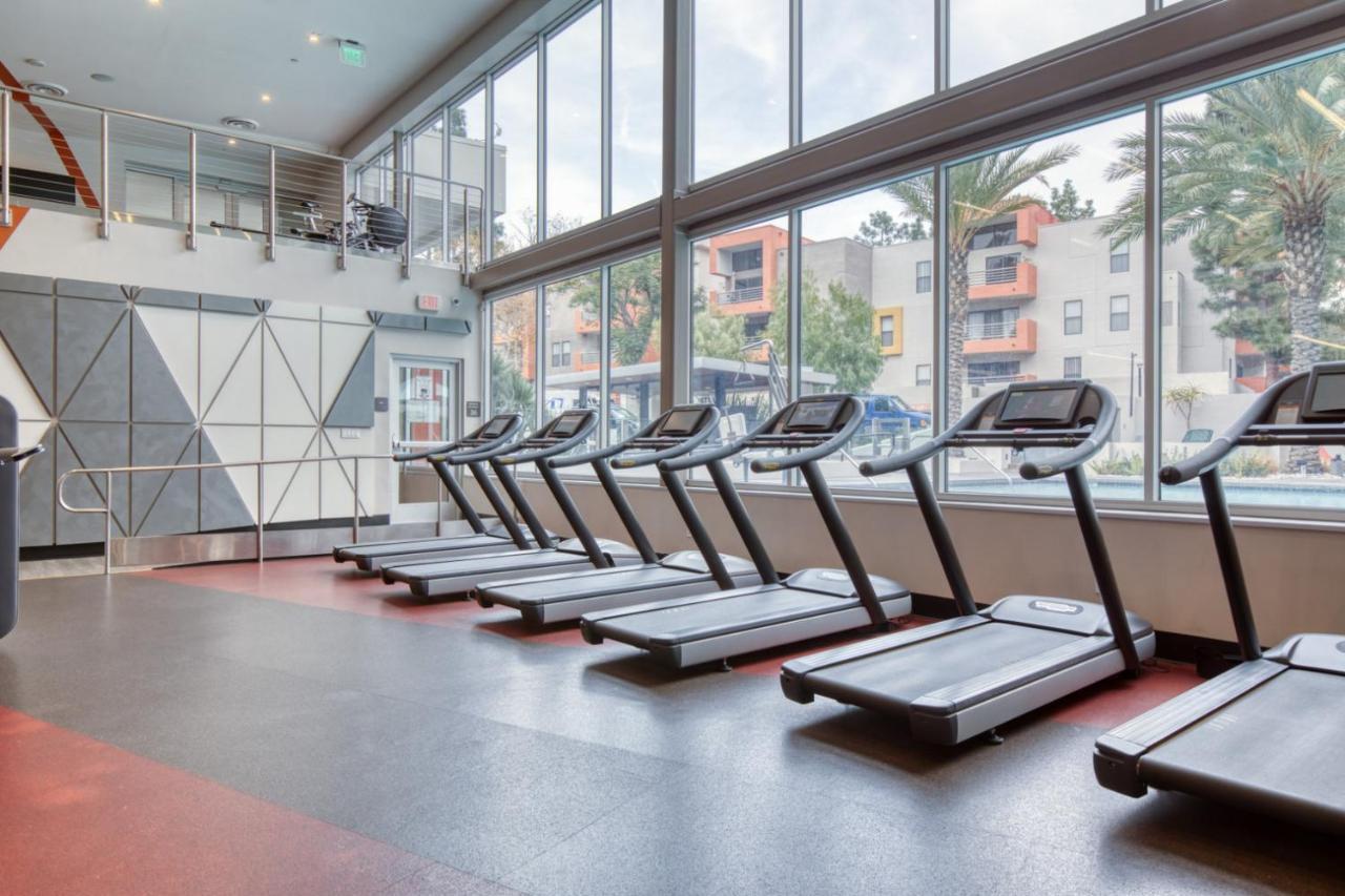 2br W Gym Pool Wd Nr Tj Wf Lax-597 * Los Angeles