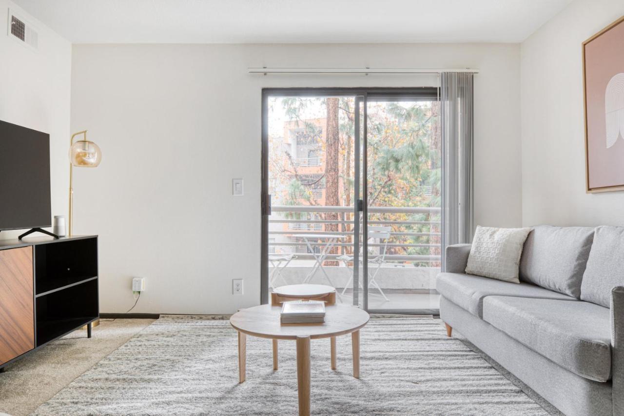 2br W Gym Pool Wd Nr Tj Wf Lax-597 Apartment *